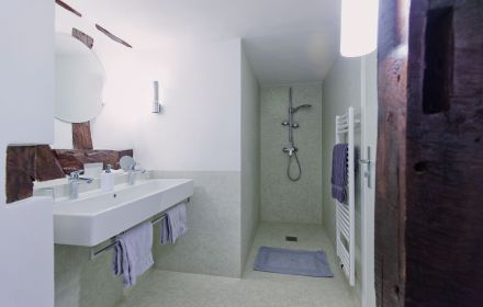 Salle de bains à colombage